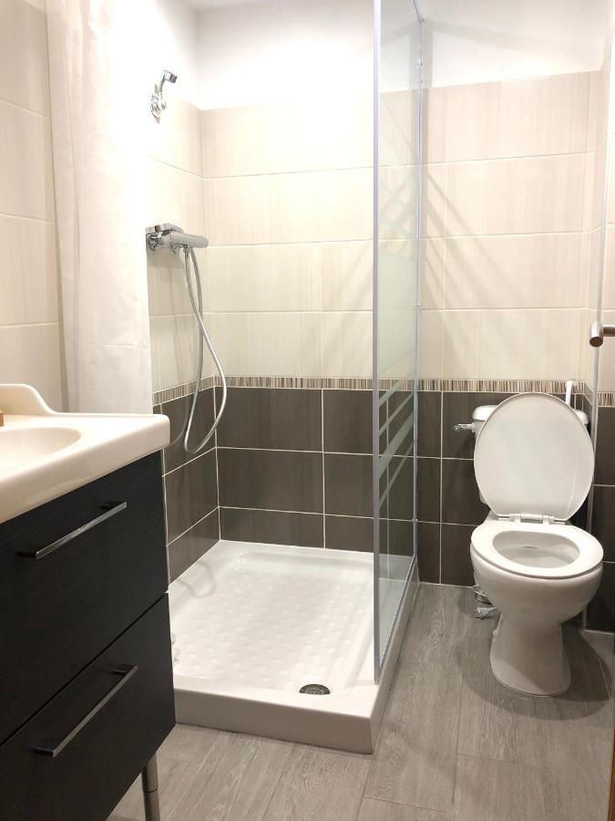 Studio De 35M2 Au Centre De Cusset Luaran gambar